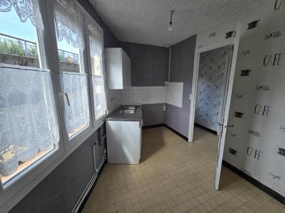 For sale Saint-pol-sur-ternoise 3 rooms 45 m2 Pas de calais (62130) photo 2