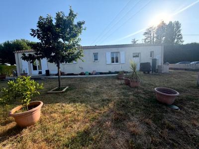 For sale Saint-andre-de-lidon 4 rooms 87 m2 Charente maritime (17260) photo 0