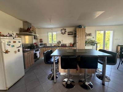 For sale Saint-andre-de-lidon 4 rooms 87 m2 Charente maritime (17260) photo 1