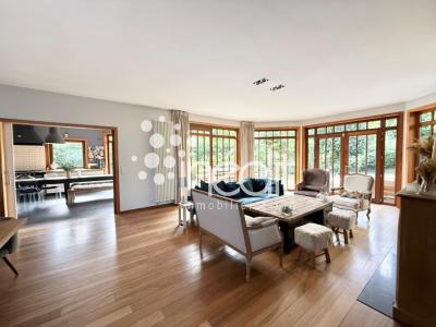 For sale Lambersart 8 rooms 250 m2 Nord (59130) photo 3