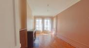 Location Appartement Lyon-7eme-arrondissement  2 pieces 64 m2