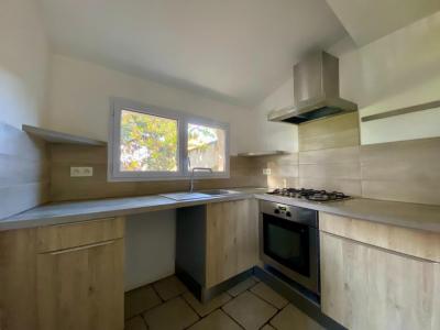Louer Maison 83 m2 Domazan