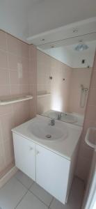 For sale Istres Istres 2 rooms 50 m2 Bouches du Rhone (13800) photo 3