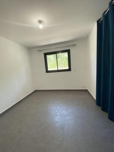 Louer Maison  1690 euros