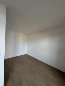 Louer Appartement  663 euros