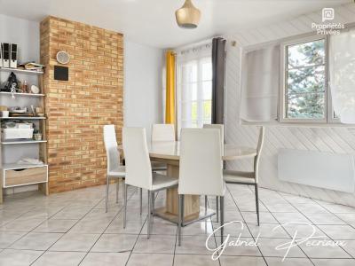 For sale Troyes 4 rooms 67 m2 Aube (10000) photo 0