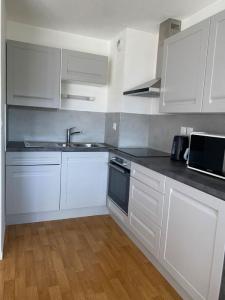 For sale Vannes 3 rooms 57 m2 Morbihan (56000) photo 2