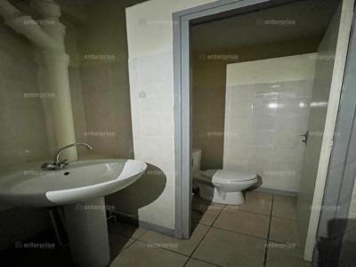 Louer Local commercial Havre 8454 euros