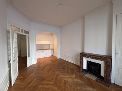 Louer Appartement 85 m2 Lyon-3eme-arrondissement