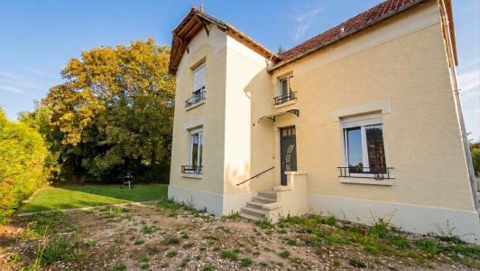 For sale Saint-germain 5 rooms 94 m2 Aube (10120) photo 0