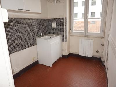 Louer Appartement Lyon-6eme-arrondissement 919 euros