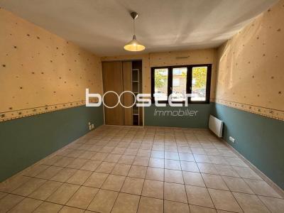 Louer Appartement 49 m2 Saint-yrieix-la-perche