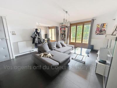 Acheter Appartement 69 m2 Gardanne