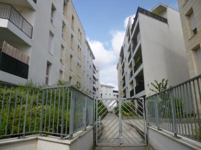 For rent Bordeaux 3 rooms 66 m2 Gironde (33100) photo 0