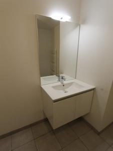 For rent Sainte-luce-sur-loire 1 room 31 m2 Loire atlantique (44980) photo 4