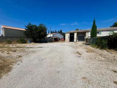 Acheter Local commercial 380 m2 Eyguieres