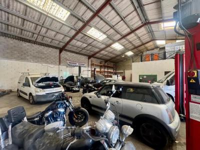 Acheter Local commercial Eyguieres 26000 euros