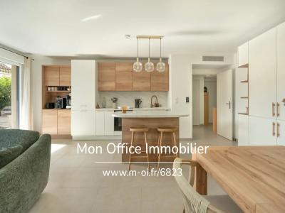 Acheter Appartement 76 m2 Beaurecueil