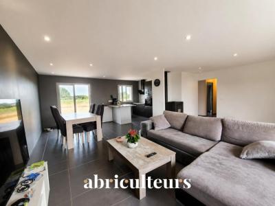 For sale Gondeville 5 rooms 98 m2 Charente (16200) photo 2