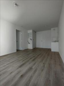 For rent Chevilly-larue 2 rooms 40 m2 Val de Marne (94550) photo 2