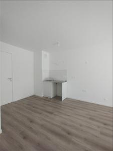 For rent Chevilly-larue 2 rooms 40 m2 Val de Marne (94550) photo 3