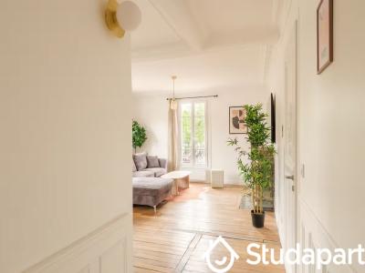 For rent Suresnes 3 rooms 68 m2 Hauts de Seine (92150) photo 2