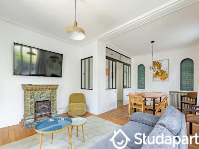 For rent Suresnes 3 rooms 75 m2 Hauts de Seine (92150) photo 4
