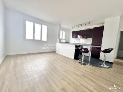 For rent Montreuil 2 rooms 45 m2 Seine saint denis (93100) photo 0