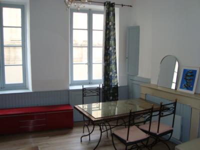 For rent Bordeaux 2 rooms 32 m2 Gironde (33000) photo 0