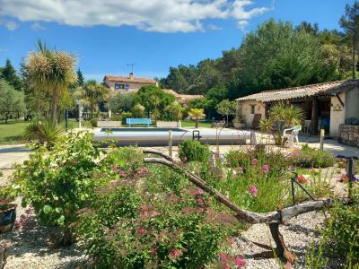 For sale EN BORDURE DU VILLAGE 10 rooms 220 m2 Gard (30960) photo 2