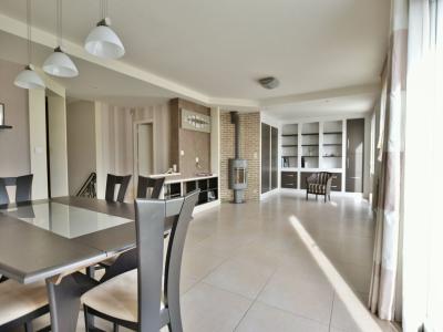 For sale LE PUY SAINT BONNET 7 rooms 226 m2 Maine et loire (49300) photo 0
