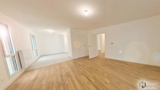 Acheter Appartement 101 m2 Ville-la-grand
