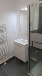 For rent Nieppe 2 rooms 43 m2 Nord (59850) photo 2