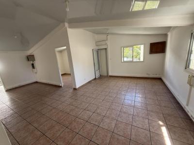 Annonce Location 4 pi�ces Maison Saint-denis-chaudron 974