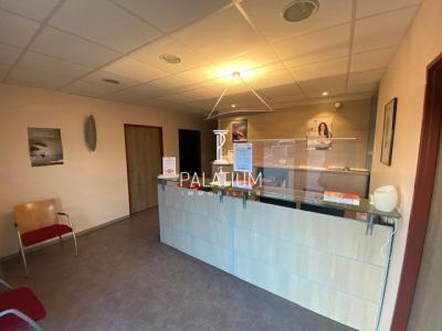Louer Bureau 18 m2 Peyruis