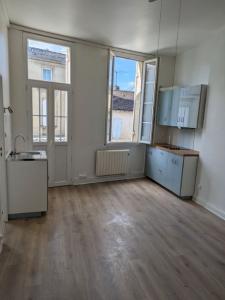 For rent Branne 1 room 30 m2 Gironde (33420) photo 0