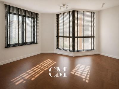 For sale Bordeaux 4 rooms 90 m2 Gironde (33000) photo 0