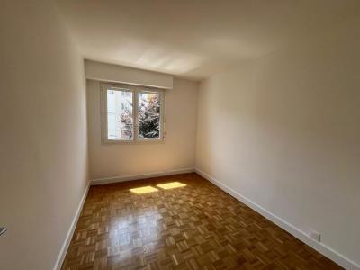 Acheter Appartement Courbevoie 370000 euros
