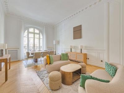Louer Appartement 230 m2 Paris-8eme-arrondissement