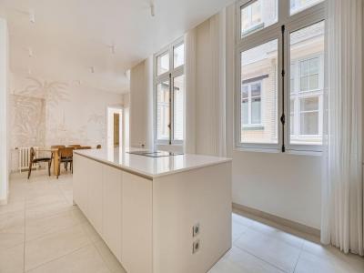 Louer Appartement Paris-8eme-arrondissement 9820 euros