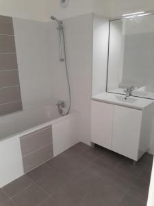 Louer Appartement Belleville 929 euros