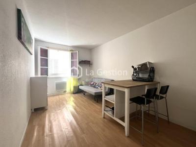 Louer Appartement 20 m2 Toulon
