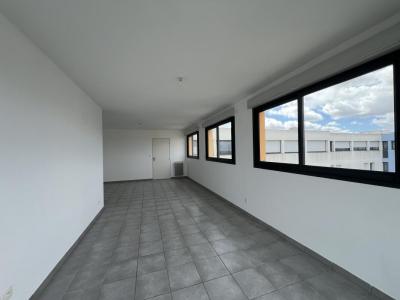 Annonce Location 4 pi�ces Appartement Reze 44