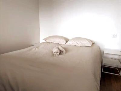 Annonce Location Appartement Paris-10eme-arrondissement 75