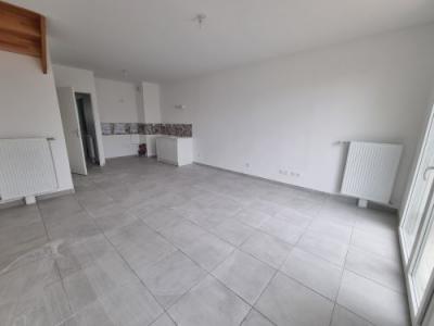 Louer Appartement 74 m2 Aubigny-sur-nere