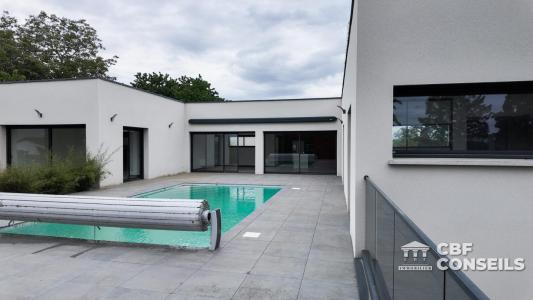 For sale Pont-du-chateau 8 rooms 250 m2 Puy de dome (63430) photo 0