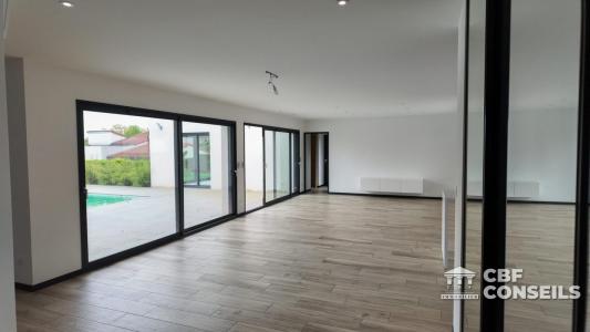 For sale Pont-du-chateau 8 rooms 250 m2 Puy de dome (63430) photo 4