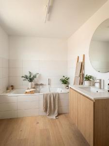 For sale 5 rooms 88 m2 Morbihan (56500) photo 3
