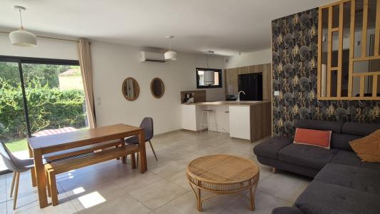 For sale 4 rooms 107 m2 Herault (34160) photo 2
