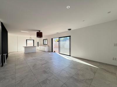 For sale CALME ET R�SIDENTIEL 4 rooms 120 m2 Bouches du Rhone (13190) photo 2